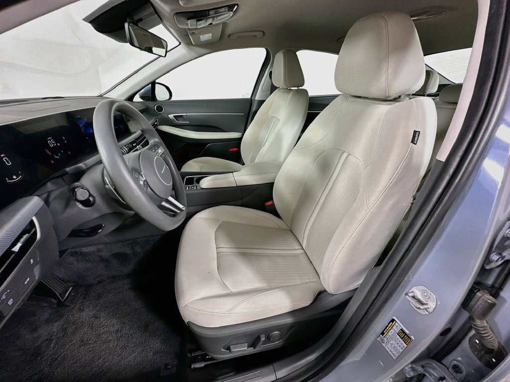 Used 2025 Hyundai Sonata SEL FWD image 20
