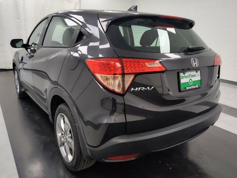 Used 2017 Honda HR-V LX image 5