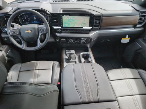 New 2026 Chevrolet Silverado 1500 High Country w/ LPO, Dark Essentials Package image 27