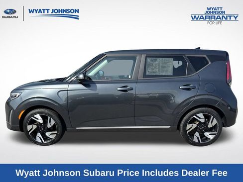 Used 2023 Kia Soul GT-Line w/ GT-Line Technology Package FWD image 3