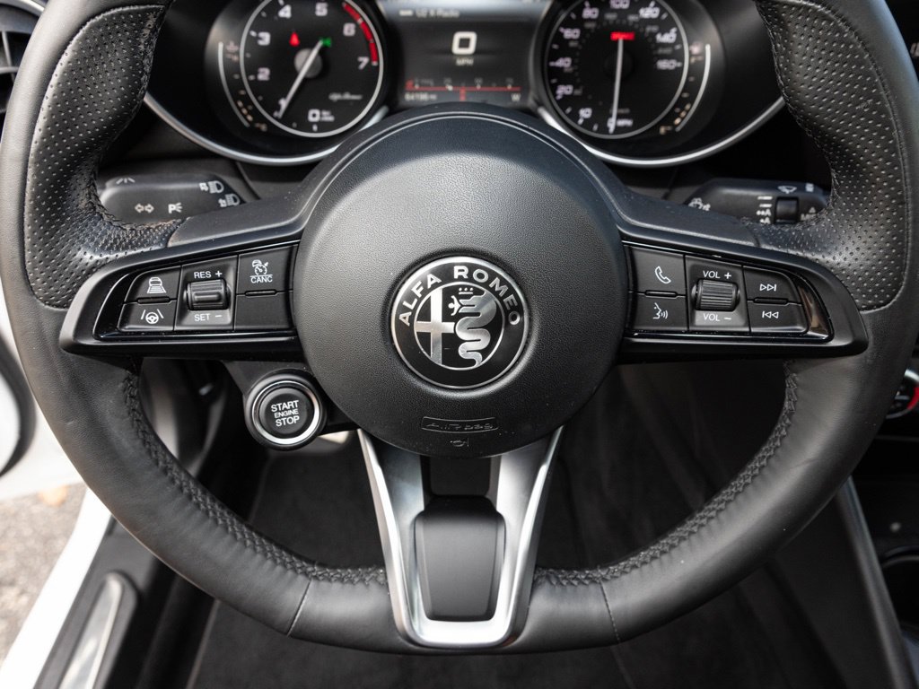 Used 2022 Alfa Romeo Giulia Ti w/ Active Assist Plus Package RWD image 29