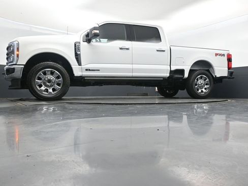 Used 2025 Ford F250 Lariat w/ Lariat Ultimate Package image 39