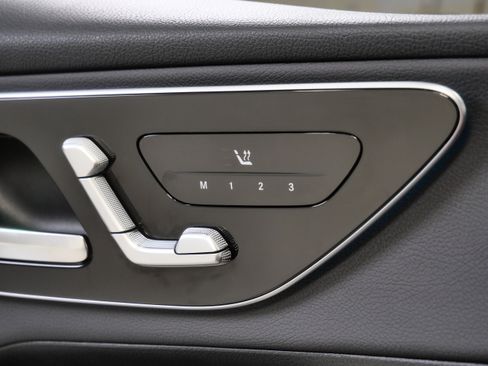 Certified 2026 Mercedes-Benz GLC 300 4MATIC image 32