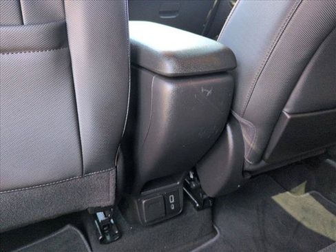 Used 2021 Chevrolet TrailBlazer RS w/ Sun and Liftgate Package FWD image 26