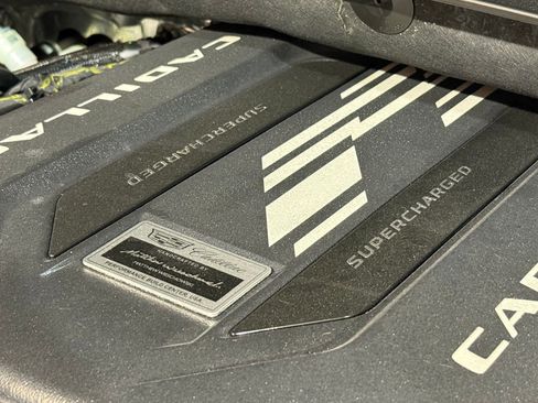 New 2026 Cadillac Escalade V w/ LPO, ONYX Package image 69