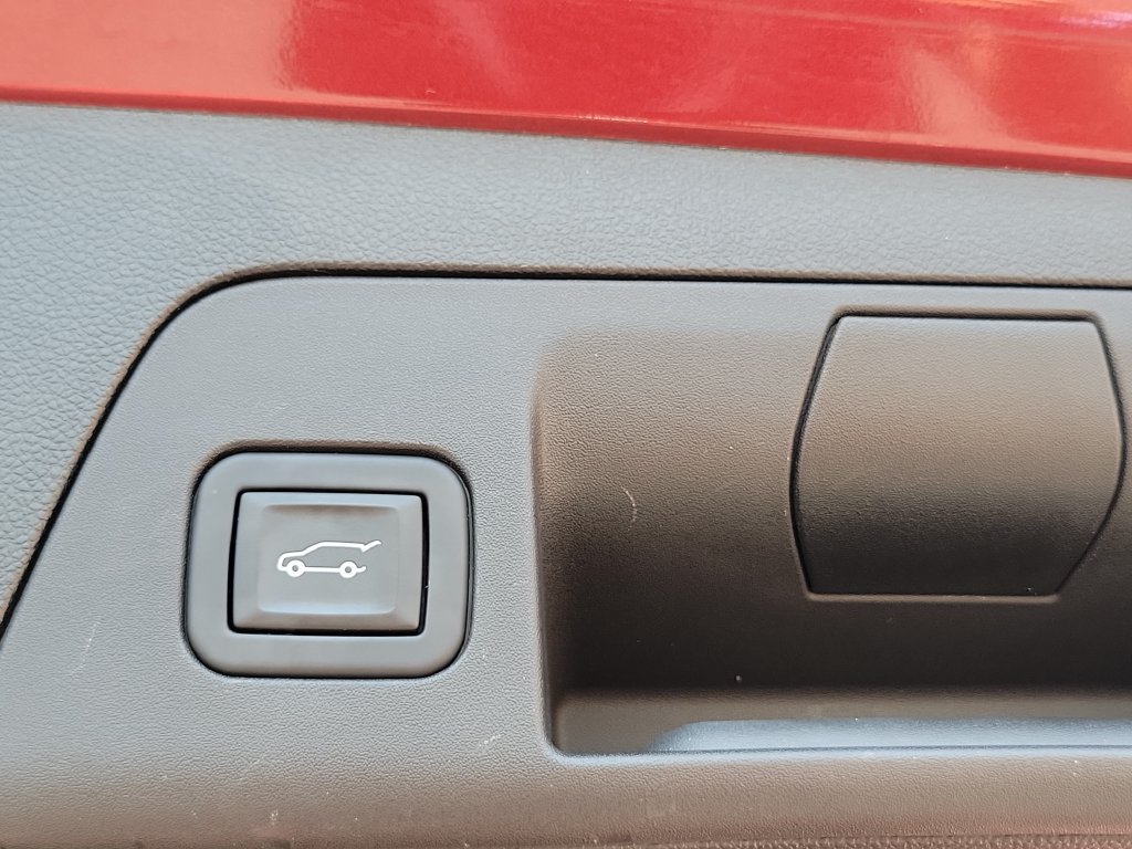 Used 2023 Buick Envision Essence FWD image 29
