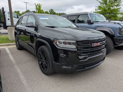 Used 2023 GMC Acadia SLE w/ Driver Convenience Package