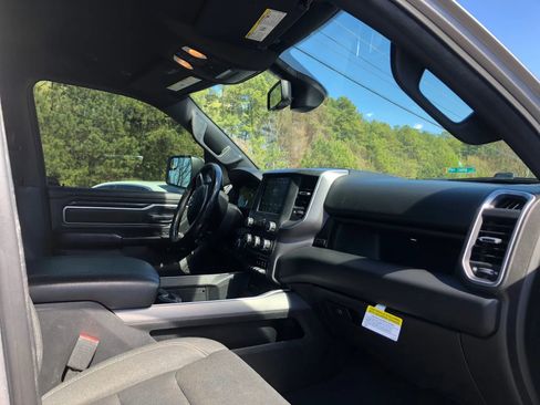 Used 2019 RAM 1500 Big Horn image 15