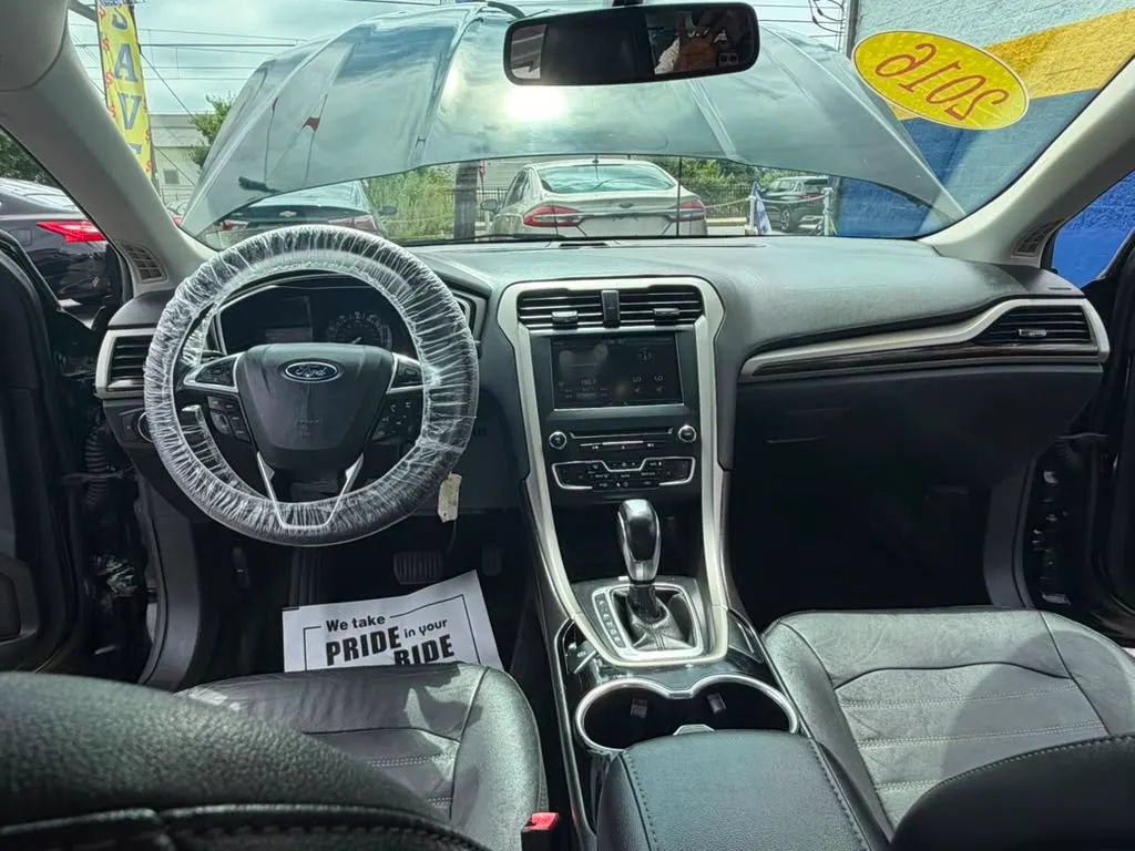 Used 2016 Ford Fusion SE w/ Equipment Group 202A FWD image 7