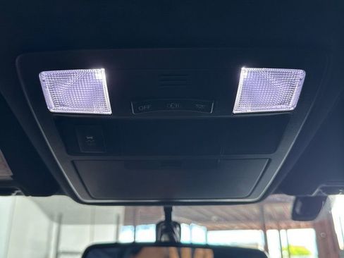 Used 2016 Toyota Tacoma SR image 47