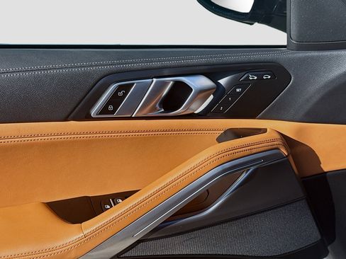 Used 2023 BMW X6 xDrive40i w/ Premium Package image 17