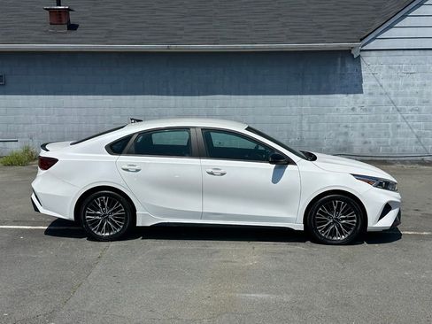 Used 2022 Kia Forte GT-Line w/ GT-Line Technology Package FWD image 10