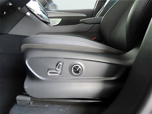 New 2024 Maserati Grecale GT image 50