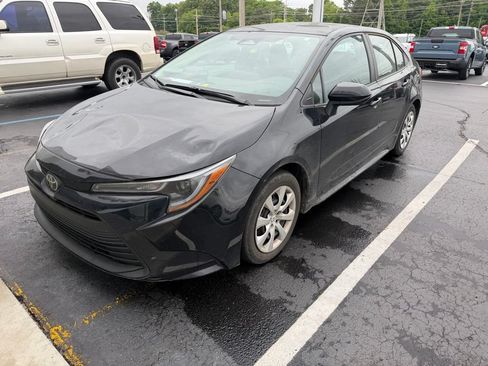 Used 2024 Toyota Corolla LE FWD image 1