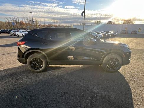 New 2026 Chevrolet Blazer LT image 7
