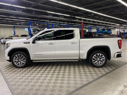 Used 2023 GMC Sierra 1500 Denali w/ Denali Reserve Package image 5
