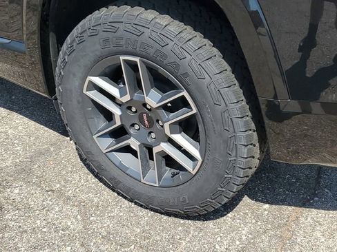 New 2026 GMC Terrain AT4 w/ Convenience Package III AWD/4WD image 32