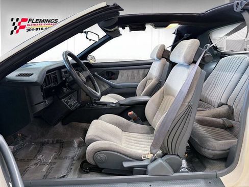 Used 1987 Pontiac Firebird Trans Am image 16