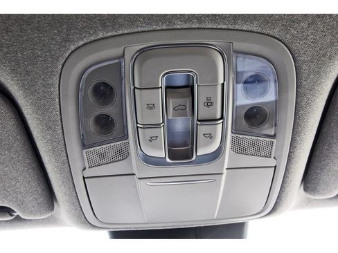 Used 2019 Hyundai Santa Fe FWD image 24
