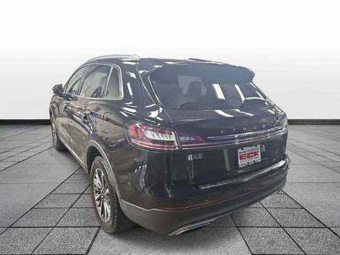 Used 2023 Lincoln Nautilus AWD w/ Premium Package image 7