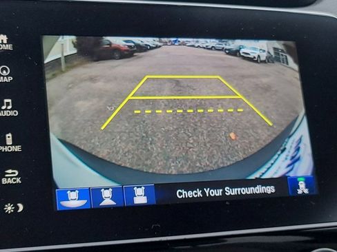 Used 2022 Honda CR-V Touring image 27