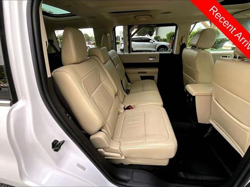 Used 2018 Ford Flex SEL w/ Equipment Group 202A image 25