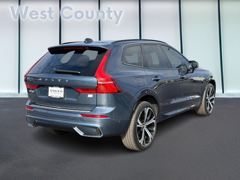 Used 2024 Volvo XC60 T8 Ultimate w/ Protection Package Premier AWD/4WD image 4