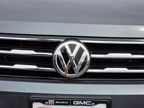 Used 2019 Volkswagen Tiguan S w/ Driver Assistance Package FWD image 29