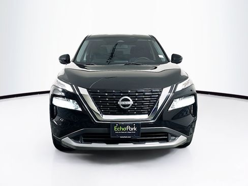Used 2023 Nissan Rogue SV AWD/4WD image 2