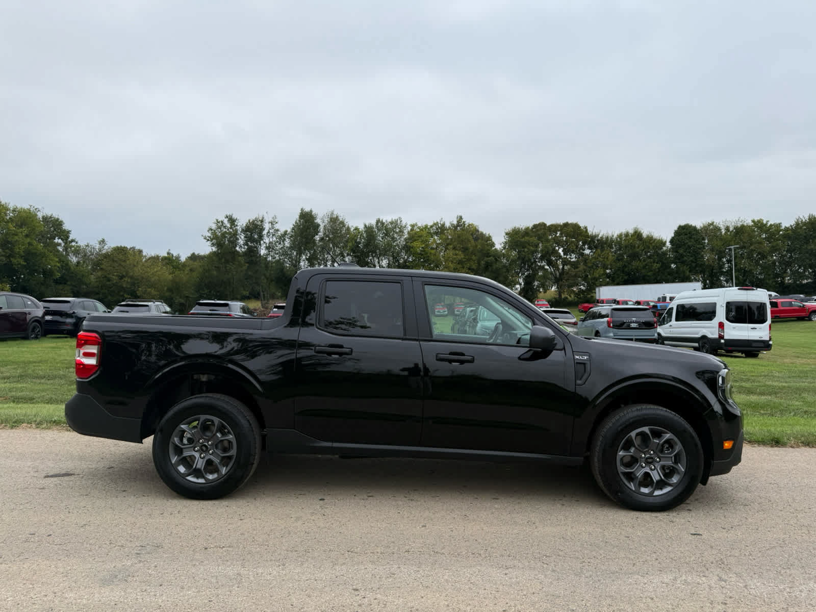 Used 2026 Ford Maverick XLT w/ 4K Tow Package AWD/4WD image 17