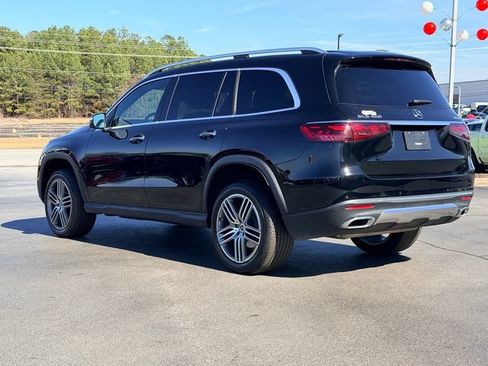 Used 2024 Mercedes-Benz GLS 450 4MATIC image 5