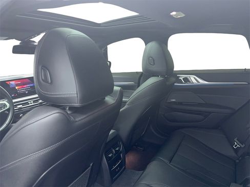 Used 2023 BMW i4 eDrive40 w/ M Sport Package image 45