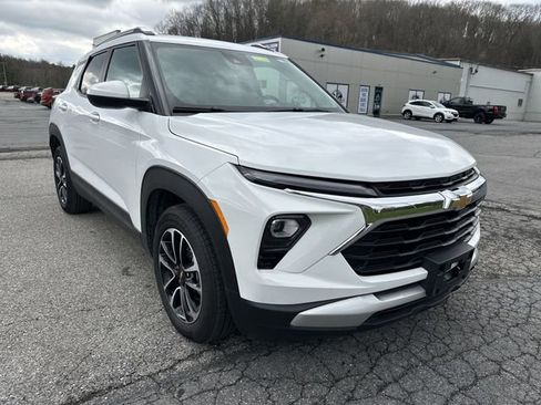 Used 2025 Chevrolet TrailBlazer LT image 11