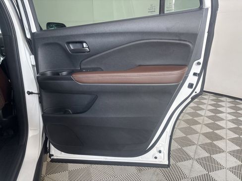 Used 2024 Honda Passport EX-L image 26