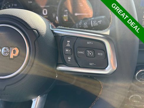 Used 2024 Jeep Wrangler High Altitude AWD/4WD image 25