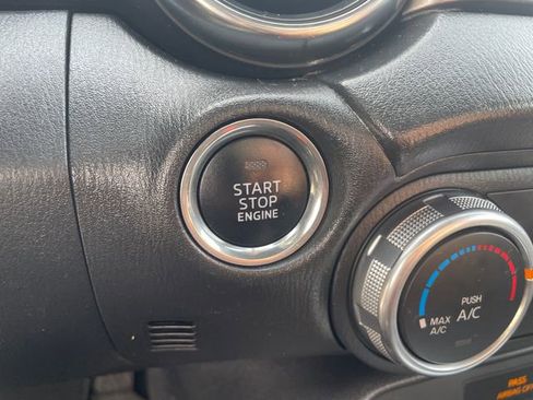 Used 2017 FIAT 124 Spider Classica RWD image 28