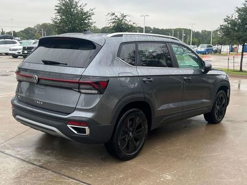 New 2026 Volkswagen Taos S FWD image 9