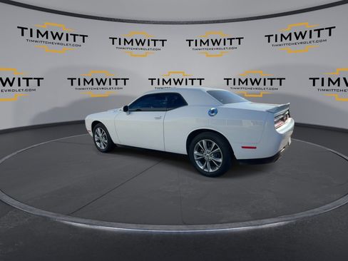 Used 2021 Dodge Challenger SXT image 24