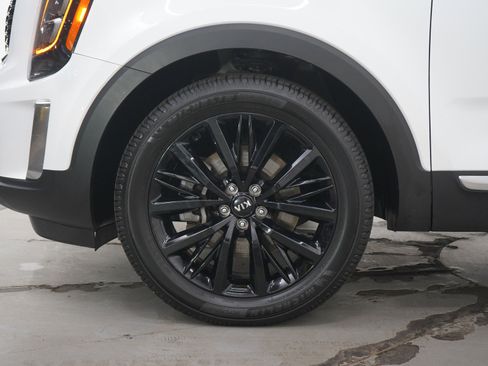 Used 2020 Kia Telluride SX w/ Towing Package image 31