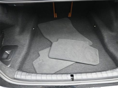 Used 2022 BMW 530i w/ Premium Package image 15