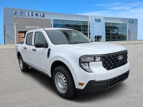 New 2026 Ford Maverick XL AWD/4WD image 1