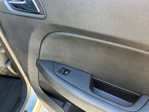 Used 2012 Chevrolet Equinox LT w/ Driver Convenience Package AWD/4WD image 26