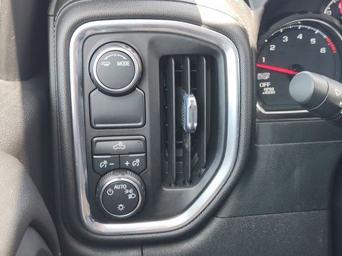 Used 2021 Chevrolet Silverado 1500 LT RWD image 24