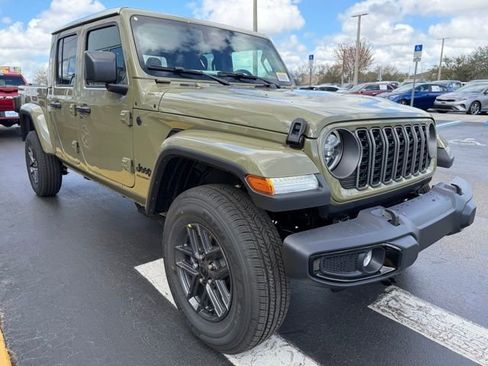 New 2026 Jeep Gladiator Sport image 3