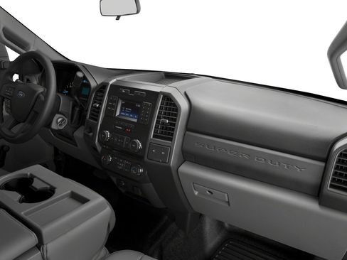 Used 2017 Ford F250 XL w/ Power Equipment Group AWD/4WD image 43