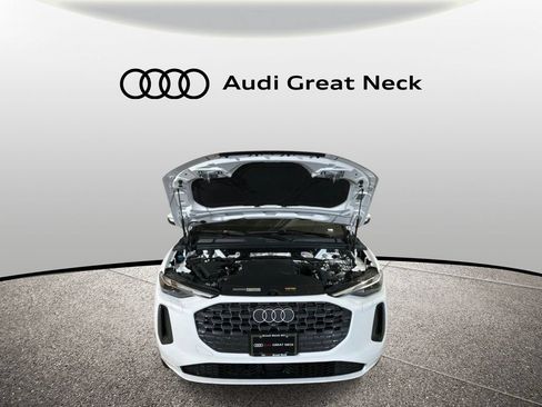 Used 2025 Audi Q5 Premium w/ Convenience Package AWD/4WD image 15