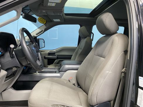 Used 2018 Ford F150 XLT w/ Equipment Group 302A Luxury image 11