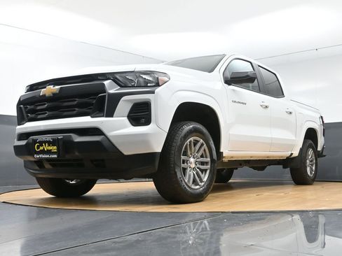 Used 2024 Chevrolet Colorado LT w/ LT Convenience Package AWD/4WD image 50