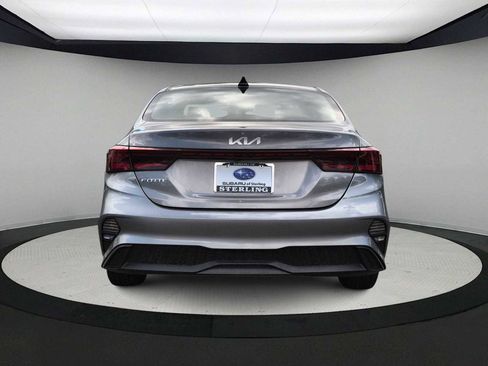 Used 2023 Kia Forte LXS image 9