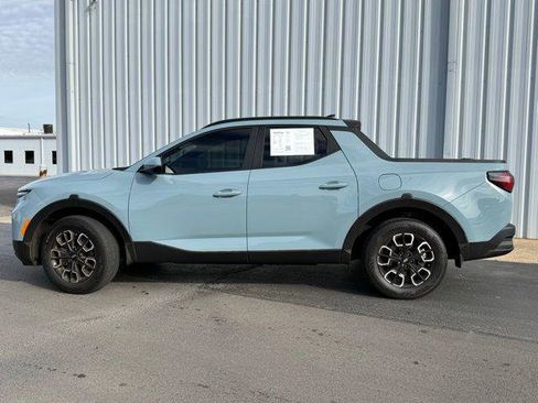 Used 2022 Hyundai Santa Cruz SEL Premium image 2